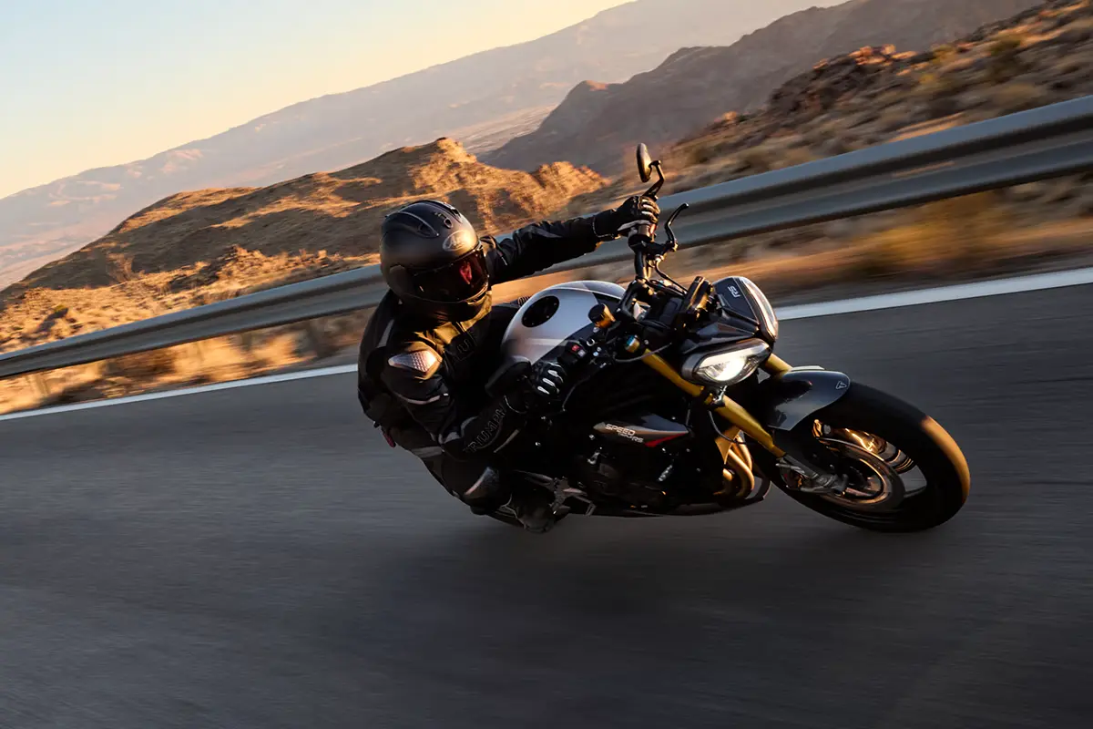 Triumph Speed Triple — Hyper-Naked