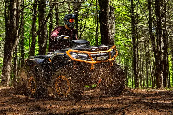 Can-Am Outlander — ATV